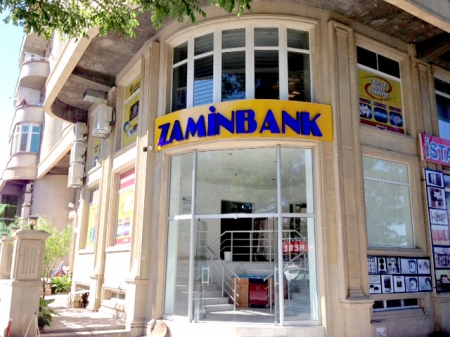 "Zaminbank"ın Şirvan filialının müdiri məsuliyyətdən yayınmağa çalışır