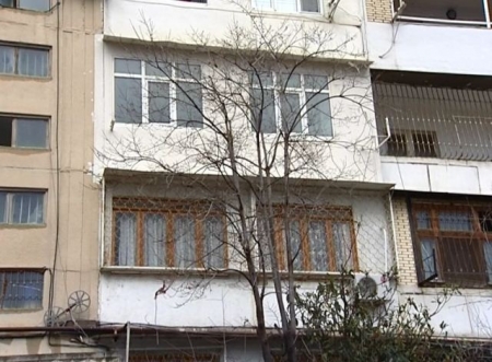 Bakıda evli kişi sevgilisini məftillə niyə boğdu? - Təfərrüat