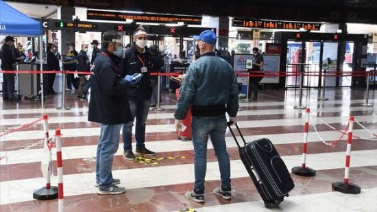 İtaliya xarici turistləri qəbul edir