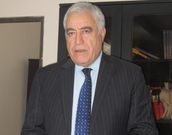 Bakıda deputat xanımının apteki qarət olundu
