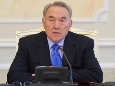 Nazarbayev yenə prezidentliyə namizəd oldu