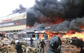 Rusiyada azərbaycanlının ticarət mərkəzi yandı: ölənlər var
