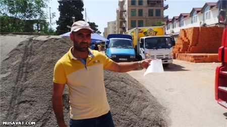  Tikinti bazarında durğunluqdur... - "Dərnəgül bazarı"ndan REPORTAJ