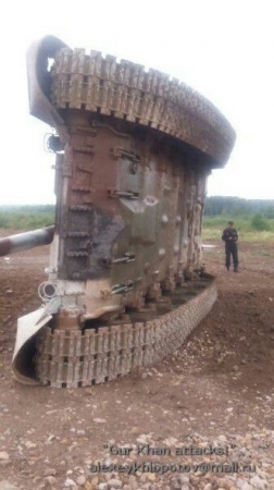 Ərəblər Rusiyada tankı necə aşırdılar? - FOTO