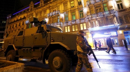 Brüsseldə terror qorxusu - 16 nəfər tutuldu