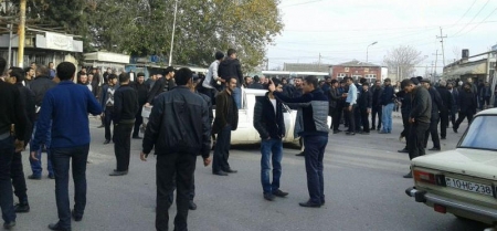 Dinə, dövlətə, bizə meydan oxuyurlar