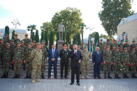 Tərtərdə “Vətənə nümunəvi xidmətə görə sağ ol” devizi altında təntənəli mərasim keçirilib