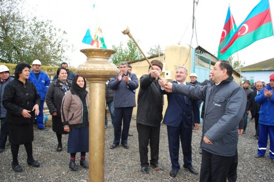 Tərtərin Azad Qaraqoyunlu kəndinə təbii qaz verildi