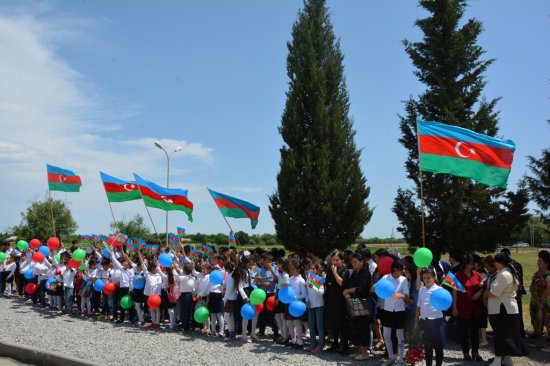 Əsaslı təmirdən sonra Qazyan kənd  ümumi orta məktəbi istifadəyə verildi