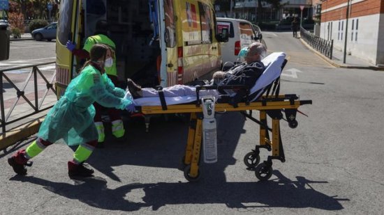 İspaniyada son sutkada koronavirusdan 102 nəfər vəfat edib