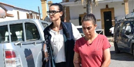 Azyaşlı övladını xüsusi amansızlıqla qətlə yetirib intihara cəhd etdi - FOTO