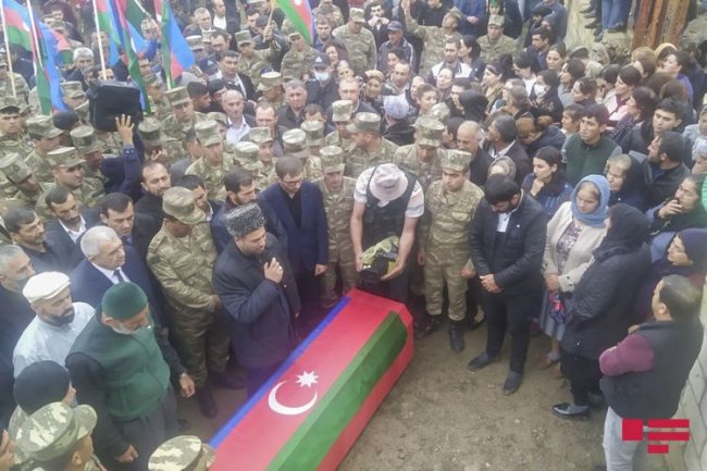 Azərbaycan Ordusunun şəhid olan hərbçisi dəfn edilib - FOTO - YENİLƏNİB