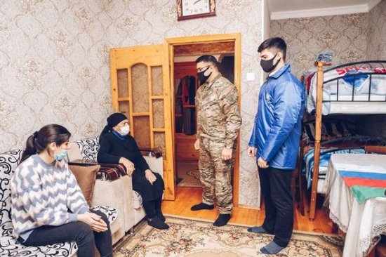 “YAŞAT” yaralananlar və şəhid ailələrinin ehtiyaclarını qarşılamağa başladı - FOTO