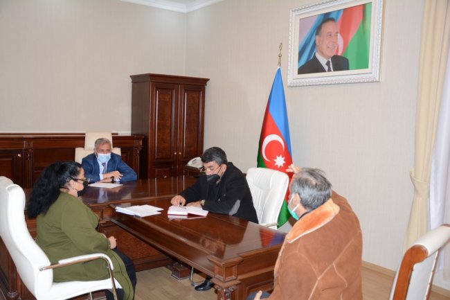 Tərtərdə növbəti dəfə vətəndaşların müraciətləri dinlənilib Tərtərdə növbəti dəfə vətəndaşların müraciətləri dinlənilib